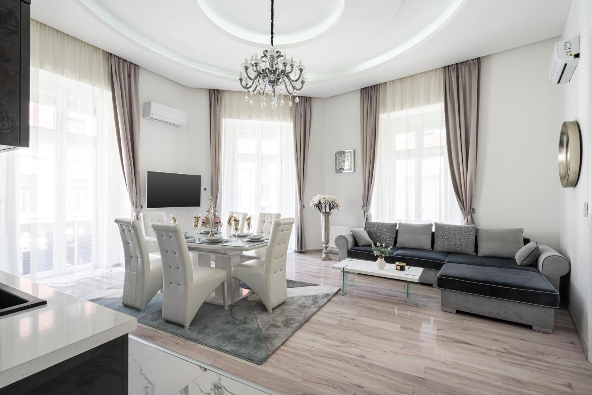 Kiraly 35 Luxury Apartment With Free Parking Budapest Bagian luar foto
